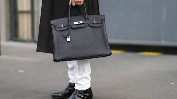 man-birkin-bag-e1671187334694.jpeg